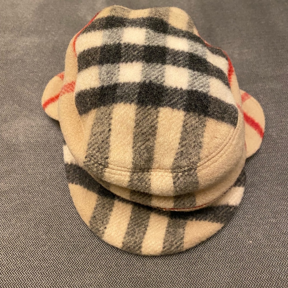 Authentic Baby Burberry Hat NWT. Free Burberry Baby Sweater and Onesie!